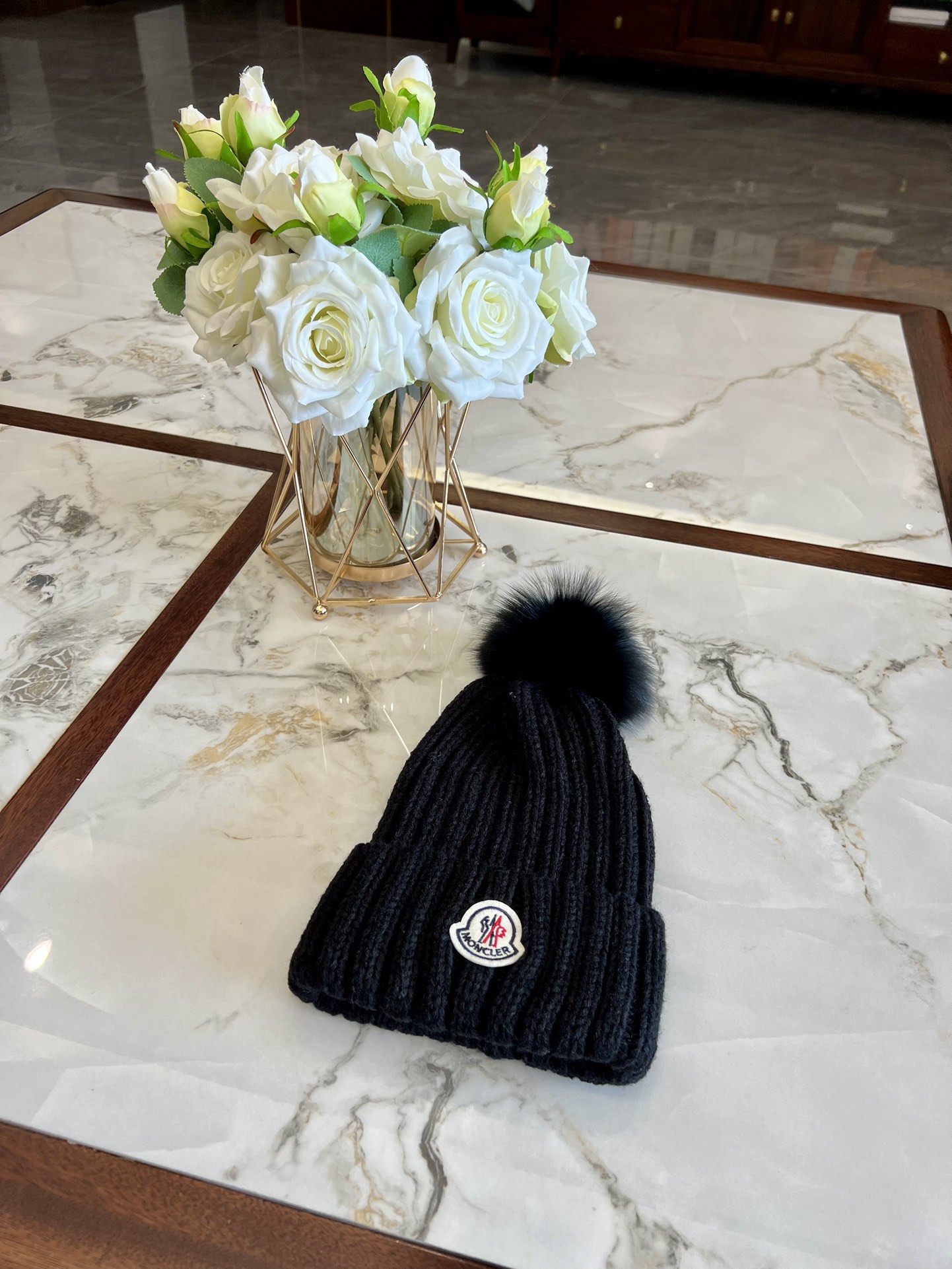 moncler hat model 07